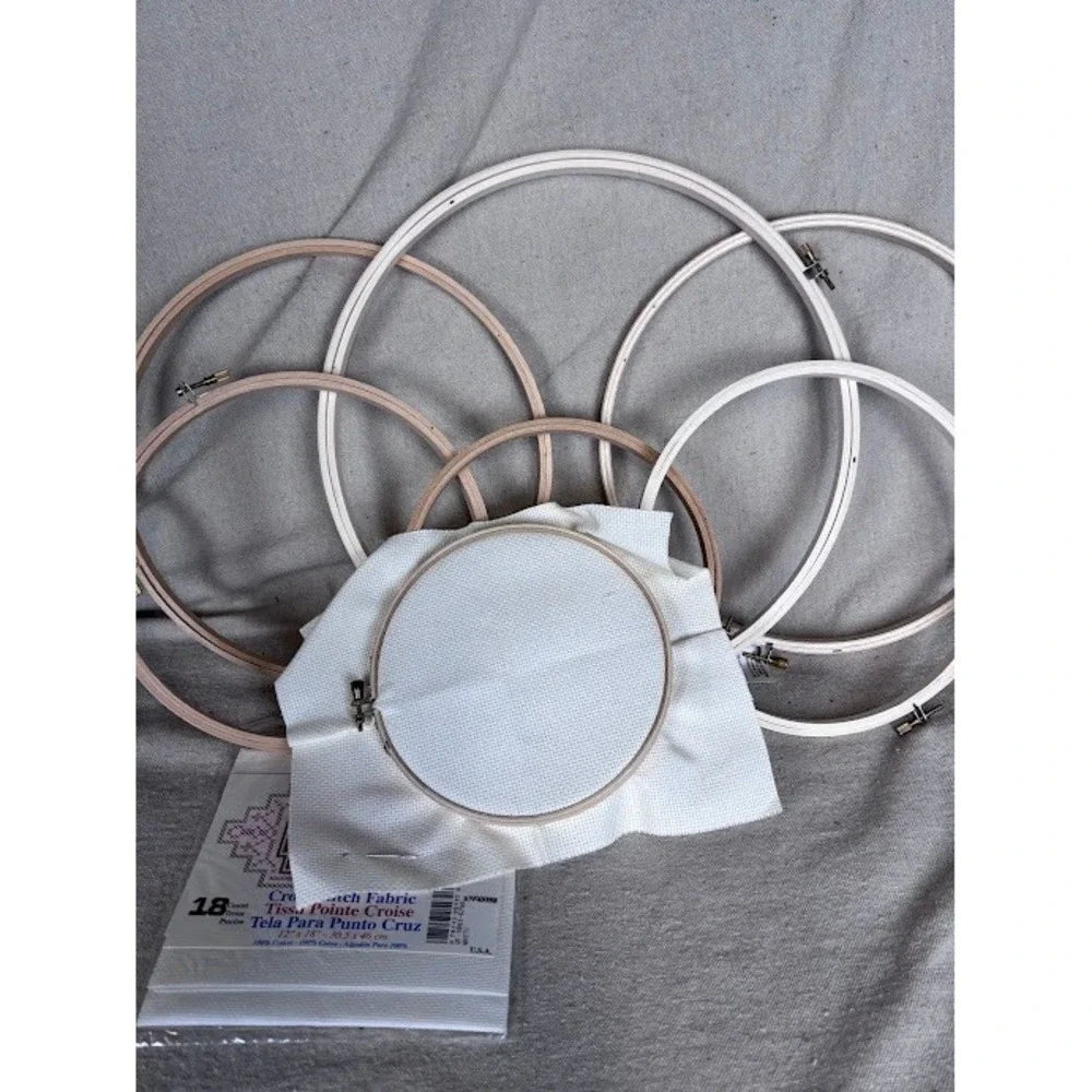 Lot of 7 Embroidery Hoops + Cross‎ Stitch Fabric 18 Count Aida Super Value Pack